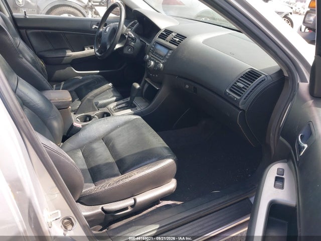 2005 Honda Accord 2.4 Ex მანქანა იყიდება აუქციონზე, vin: 1HGCM56815A013323, აუქციონის ნომერი: 46168021