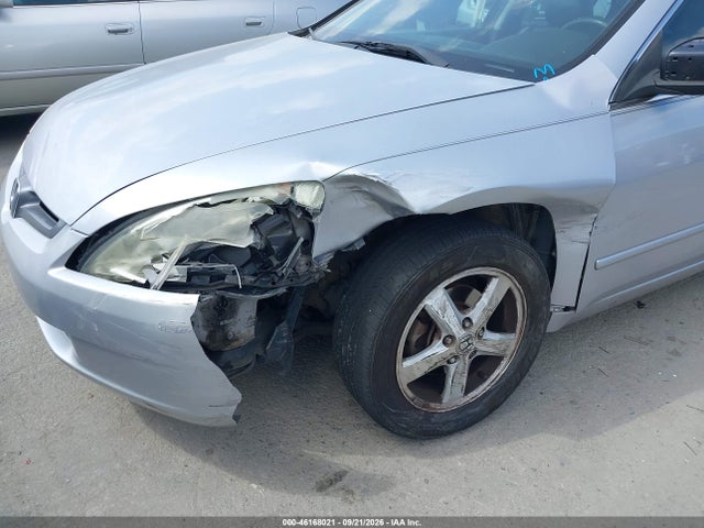 2005 Honda Accord 2.4 Ex მანქანა იყიდება აუქციონზე, vin: 1HGCM56815A013323, აუქციონის ნომერი: 46168021