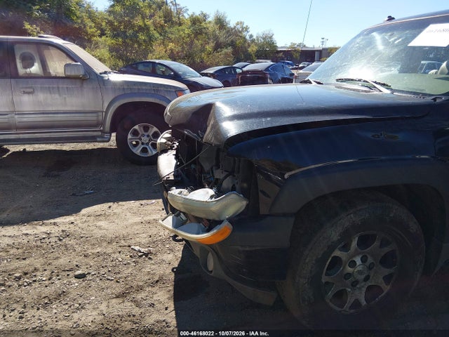 46168022 :رقم المزاد ، 3GNFK16Z33G280570 vin ، 2003 Chevrolet Suburban 1500 Z71 مزاد بيع