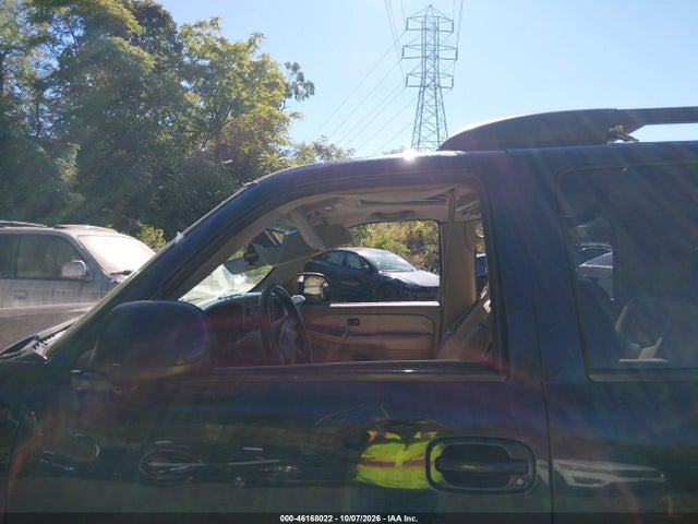 46168022 :رقم المزاد ، 3GNFK16Z33G280570 vin ، 2003 Chevrolet Suburban 1500 Z71 مزاد بيع