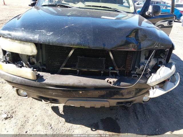46168022 :رقم المزاد ، 3GNFK16Z33G280570 vin ، 2003 Chevrolet Suburban 1500 Z71 مزاد بيع