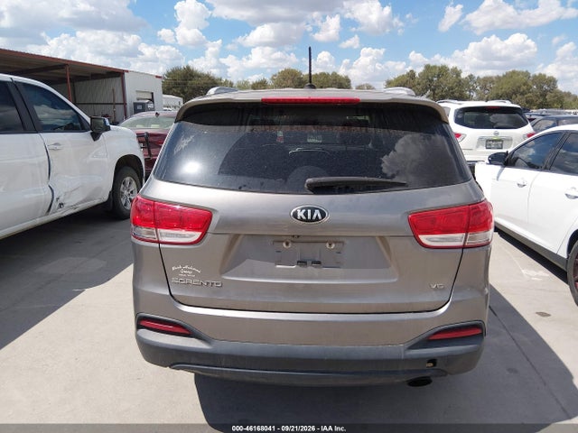 46168041 :رقم المزاد ، 5XYPG4A56HG207297 vin ، 2017 Kia Sorento 3.3l Lx مزاد بيع