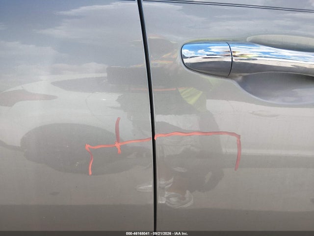 46168041 :رقم المزاد ، 5XYPG4A56HG207297 vin ، 2017 Kia Sorento 3.3l Lx مزاد بيع