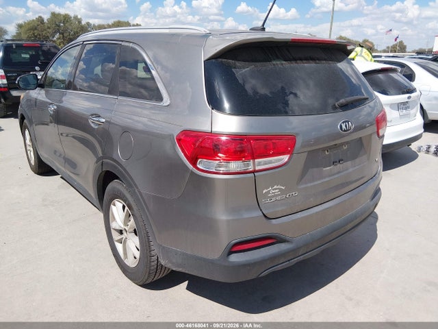 46168041 :رقم المزاد ، 5XYPG4A56HG207297 vin ، 2017 Kia Sorento 3.3l Lx مزاد بيع