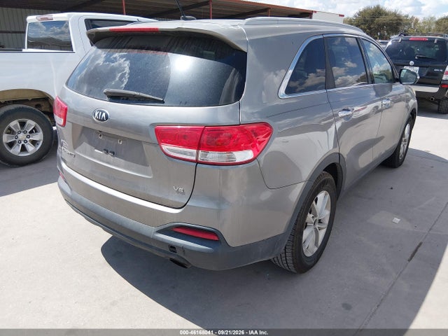 46168041 :رقم المزاد ، 5XYPG4A56HG207297 vin ، 2017 Kia Sorento 3.3l Lx مزاد بيع