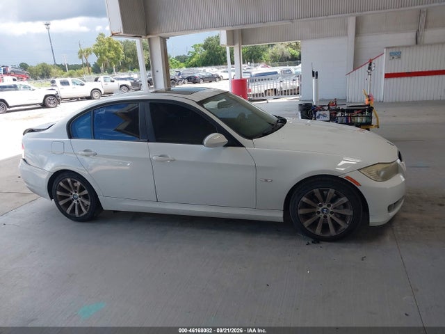 2011 Bmw 328i მანქანა იყიდება აუქციონზე, vin: WBAPH7C57BE683793, აუქციონის ნომერი: 46168082