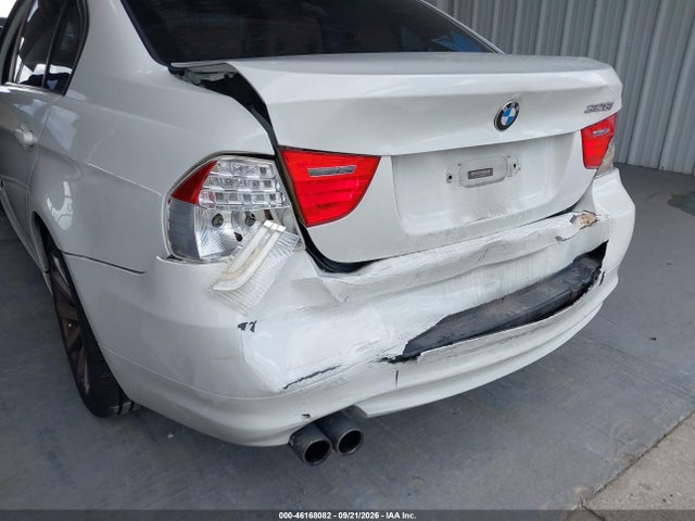 2011 Bmw 328i მანქანა იყიდება აუქციონზე, vin: WBAPH7C57BE683793, აუქციონის ნომერი: 46168082