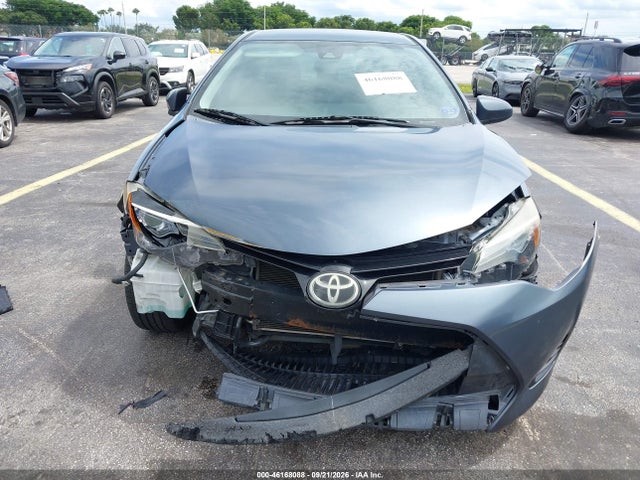 46168088 :رقم المزاد ، 2T1BURHE0HC812496 vin ، 2017 Toyota Corolla Le مزاد بيع