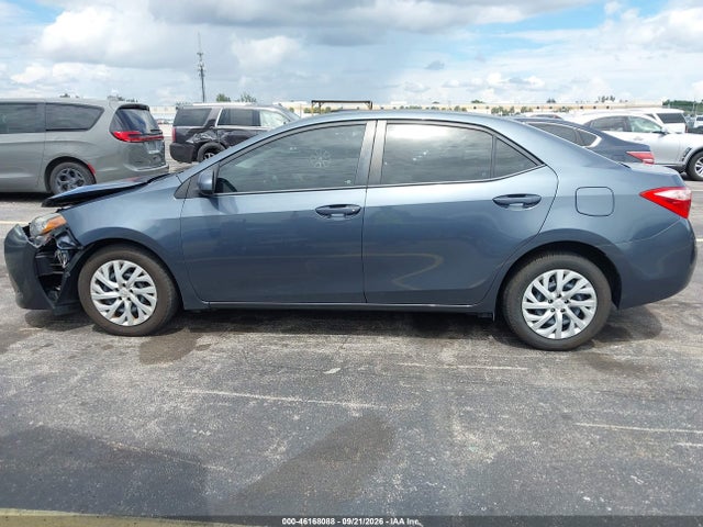 46168088 :رقم المزاد ، 2T1BURHE0HC812496 vin ، 2017 Toyota Corolla Le مزاد بيع