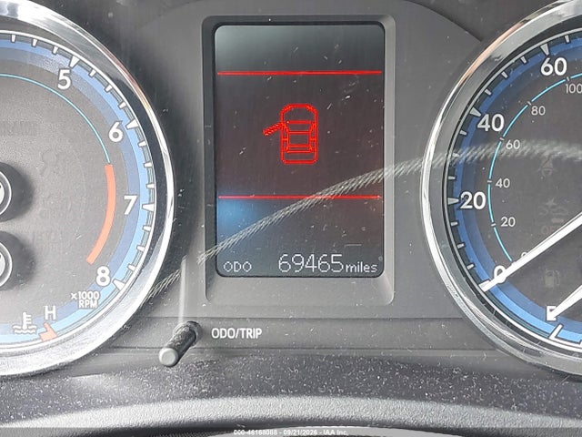 46168088 :رقم المزاد ، 2T1BURHE0HC812496 vin ، 2017 Toyota Corolla Le مزاد بيع