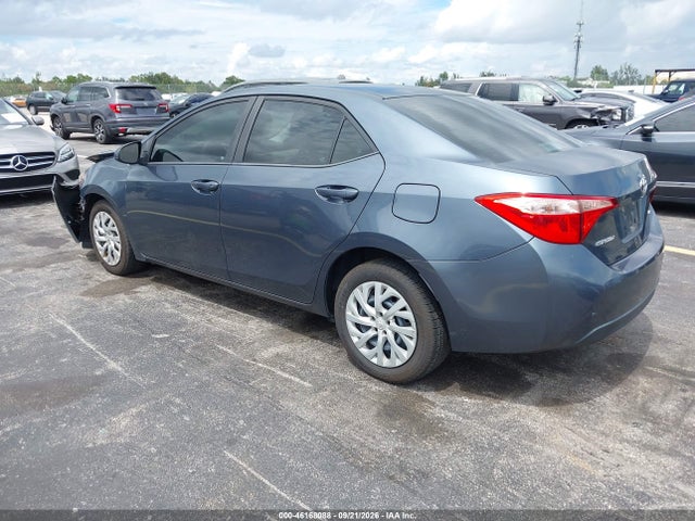 46168088 :رقم المزاد ، 2T1BURHE0HC812496 vin ، 2017 Toyota Corolla Le مزاد بيع