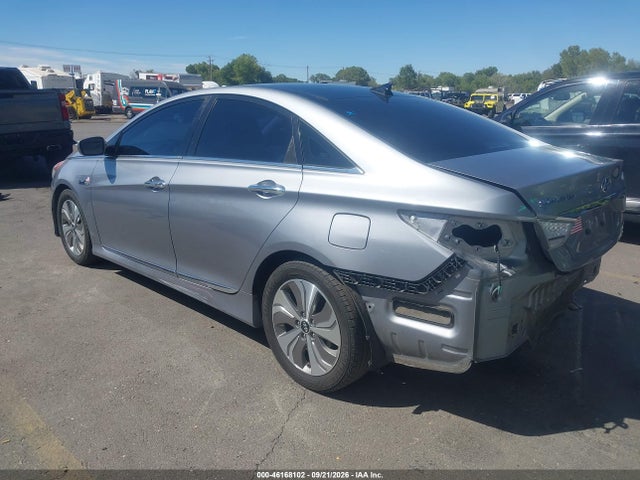 Hyundai Sonata Hybrid Limited 2014 KMHEC4A45EA112117 Image 3