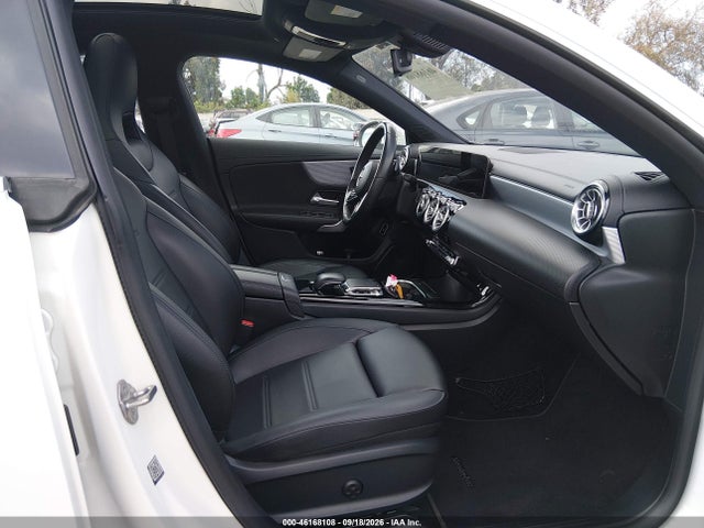 Продажа на аукционе авто 2020 Mercedes-benz Cla 250, vin: WDD5J4GB7LN034354, номер лота: 46168108