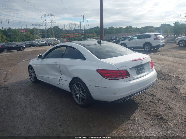 Продажа на аукционе авто 2014 Mercedes-benz E 350, vin: WDDKJ5KB1EF238550, номер лота: 46168171