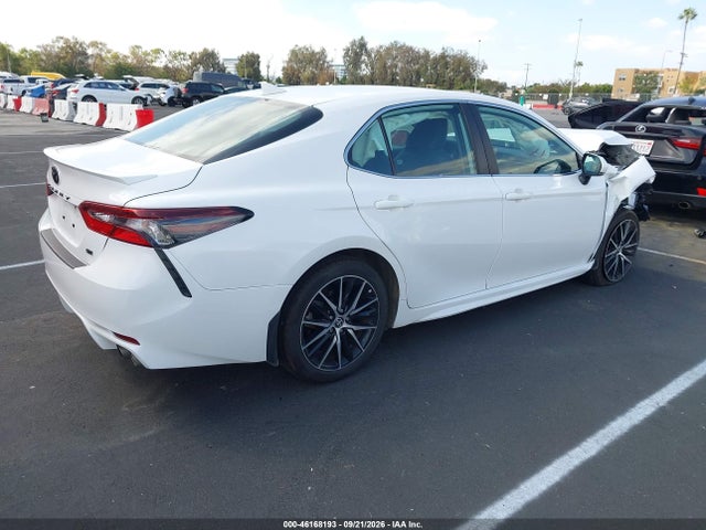 4T1T11AK0PU836759 Toyota CAMRY SE