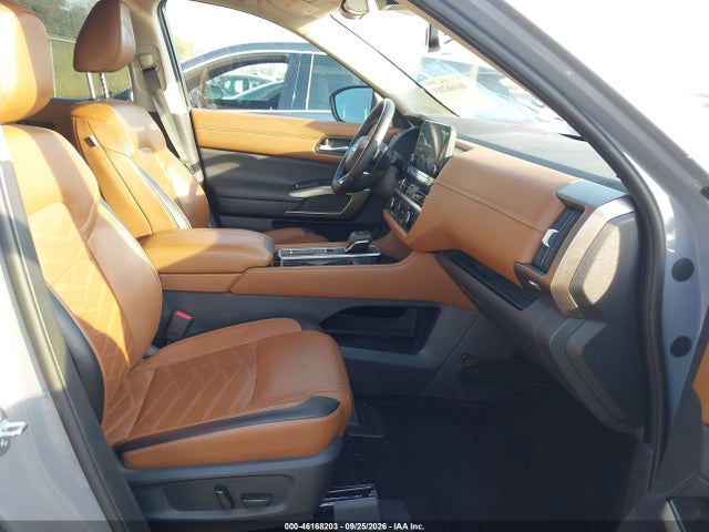 46168203 :رقم المزاد ، 5N1DR3DG6NC260825 vin ، 2022 Nissan Pathfinder Platinum مزاد بيع