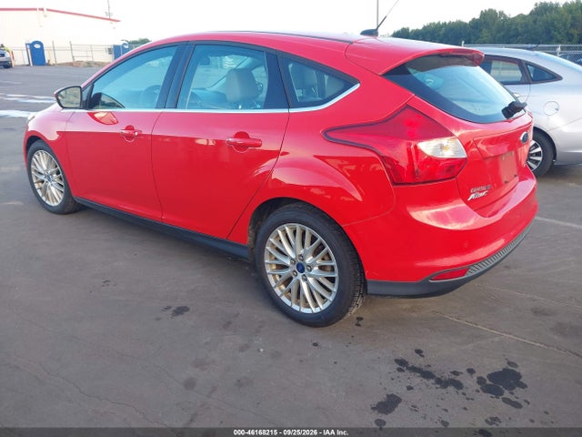 46168215 :رقم المزاد ، 1FAHP3M24CL287427 vin ، 2012 Ford Focus Sel مزاد بيع