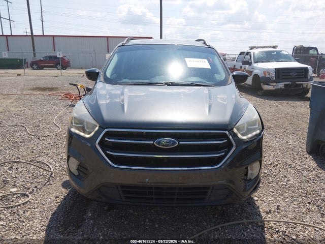 Продажа на аукционе авто 2017 Ford Escape Se, vin: 1FMCU0GD6HUE64498, номер лота: 46168224