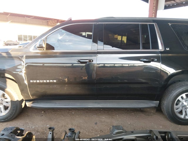 46168243 :رقم المزاد ، 1GNSCJKC7FR596068 vin ، 2015 Chevrolet Suburban 1500 Lt مزاد بيع