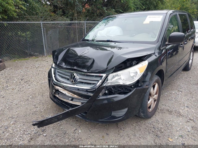 2010 Volkswagen Routan Se მანქანა იყიდება აუქციონზე, vin: 2V4RW3D12AR360054, აუქციონის ნომერი: 46168245