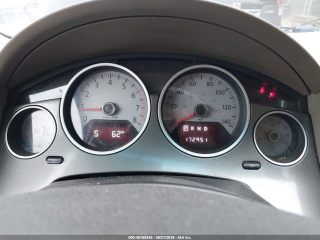 2010 Volkswagen Routan Se მანქანა იყიდება აუქციონზე, vin: 2V4RW3D12AR360054, აუქციონის ნომერი: 46168245