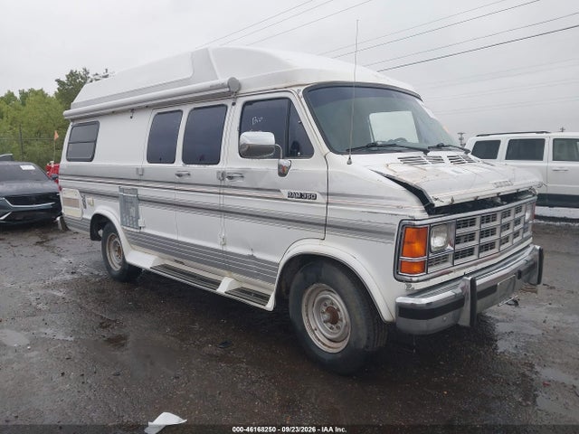 Продажа на аукционе авто 1992 Dodge Ram Van B350, vin: 2B6KB31Z6NK114953, номер лота: 46168250