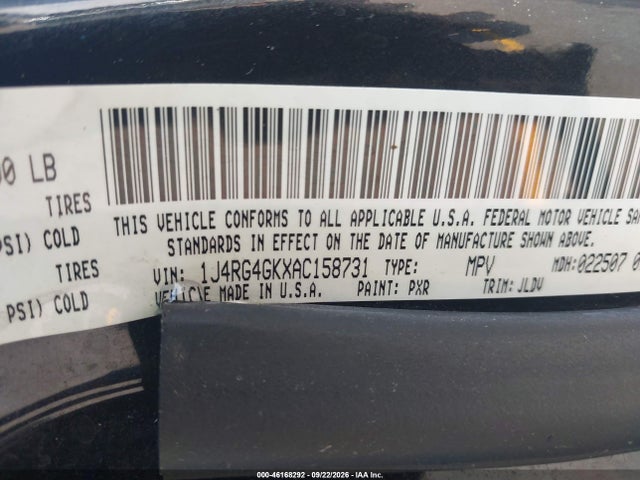 46168292 :رقم المزاد ، 1J4RG4GKXAC158731 vin ، 2010 Jeep Commander Sport مزاد بيع