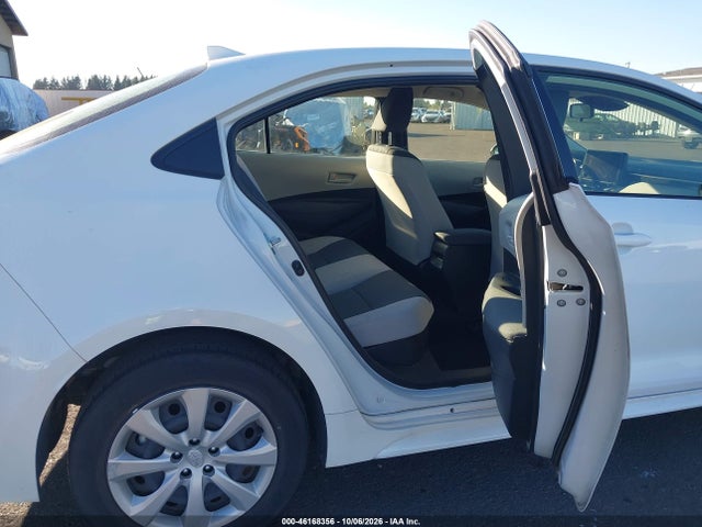 Продажа на аукционе авто 2024 Toyota Corolla Hybrid Le, vin: JTDBCMFEXR3048112, номер лота: 46168356