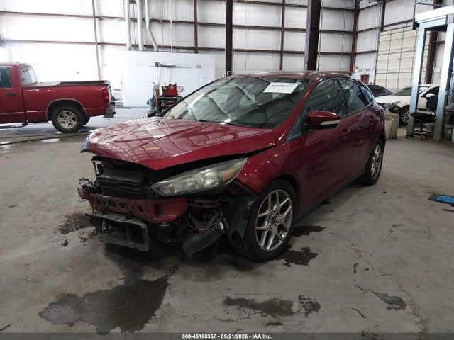 Ford FOCUS SE 2015 1FADP3K20FL275197 Image 2