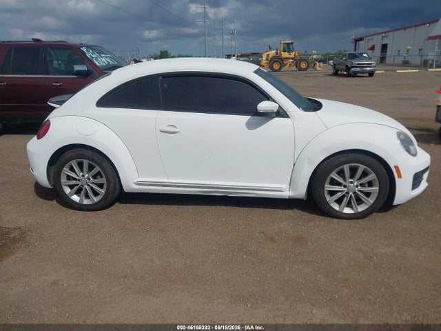 46168393 :رقم المزاد ، 3VWFD7AT9JM703091 vin ، 2018 Volkswagen Beetle 2.0t Coast/2.0t S مزاد بيع