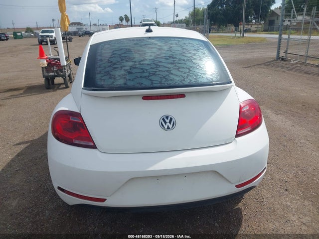 46168393 :رقم المزاد ، 3VWFD7AT9JM703091 vin ، 2018 Volkswagen Beetle 2.0t Coast/2.0t S مزاد بيع