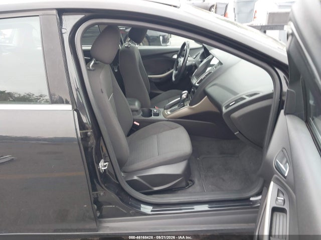 46168428 :رقم المزاد ، 1FAHP3M25CL295696 vin ، 2012 Ford Focus Sel مزاد بيع