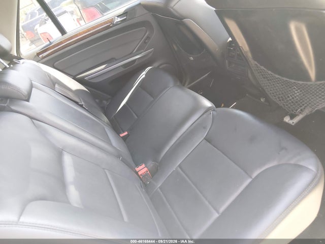 46168444 :رقم المزاد ، 4JGBB5GB1BA661827 vin ، 2011 Mercedes-benz Ml 350 مزاد بيع