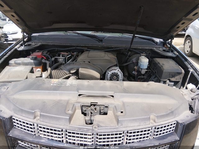 46168457 :رقم المزاد ، 1GYS3CEF6DR120413 vin ، 2013 Cadillac Escalade Premium مزاد بيع