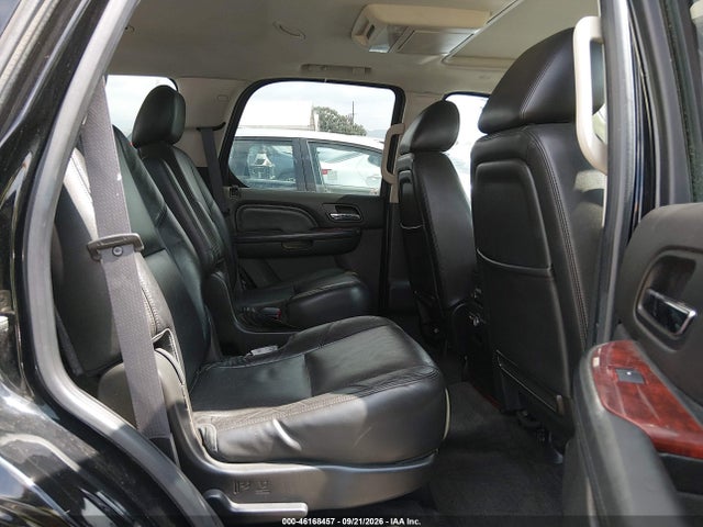 46168457 :رقم المزاد ، 1GYS3CEF6DR120413 vin ، 2013 Cadillac Escalade Premium مزاد بيع