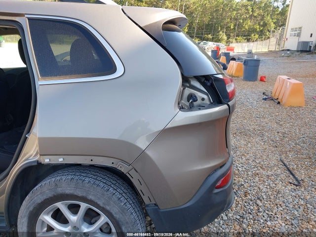 Продажа на аукционе авто 2017 Jeep Cherokee Latitude Fwd, vin: 1C4PJLCB0HW522890, номер лота: 46168483