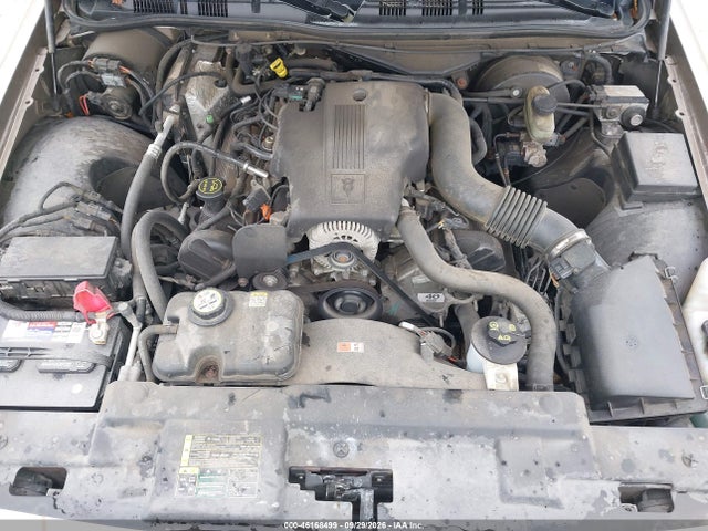 46168499 :رقم المزاد ، 2MEFM74W74X602955 vin ، 2004 Mercury Grand Marquis Gs مزاد بيع