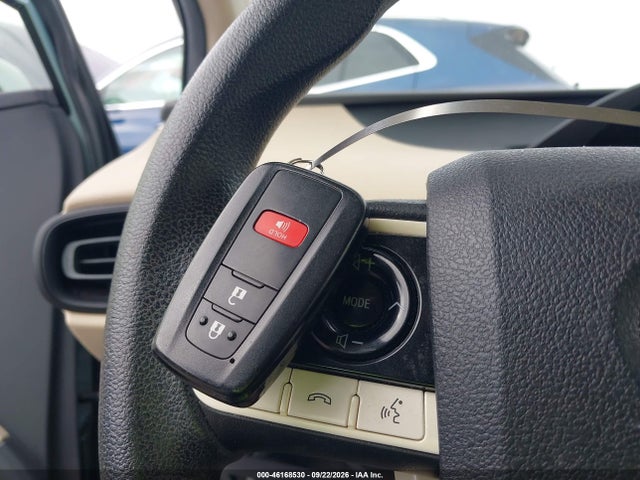 Auction sale of the 2017 Toyota Prius Two, vin: JTDKBRFU0H3047413, lot number: 46168530