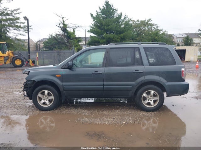 46168600 :رقم المزاد ، 2HKYF18616H518372 vin ، 2006 Honda Pilot Ex-l مزاد بيع