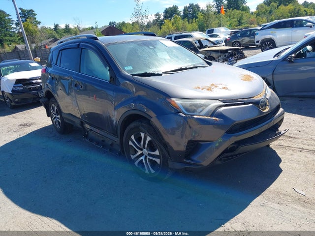 2017 Toyota Rav4 Le მანქანა იყიდება აუქციონზე, vin: JTMBFREV3HJ142252, აუქციონის ნომერი: 46168605