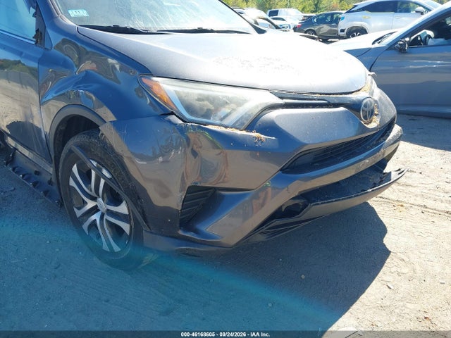 46168605 :رقم المزاد ، JTMBFREV3HJ142252 vin ، 2017 Toyota Rav4 Le مزاد بيع
