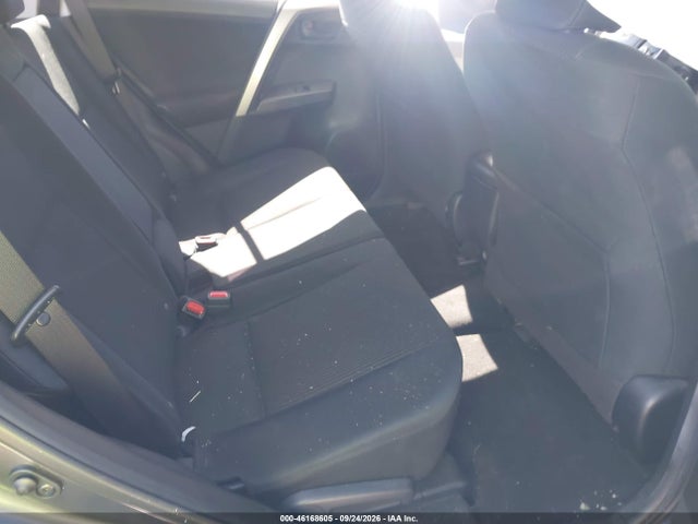 46168605 :رقم المزاد ، JTMBFREV3HJ142252 vin ، 2017 Toyota Rav4 Le مزاد بيع