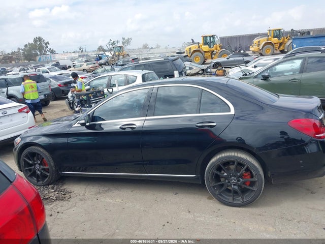 55SWF4KB1FU038666 Mercedes-Benz C 300 4matic