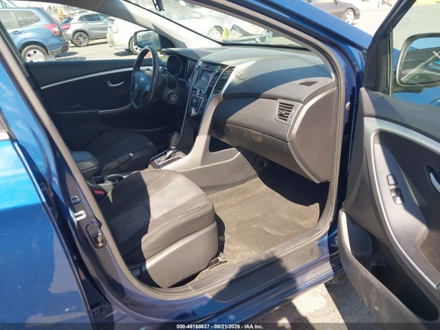 2016 Hyundai Elantra Gt მანქანა იყიდება აუქციონზე, vin: KMHD35LH5GU255149, აუქციონის ნომერი: 46168637