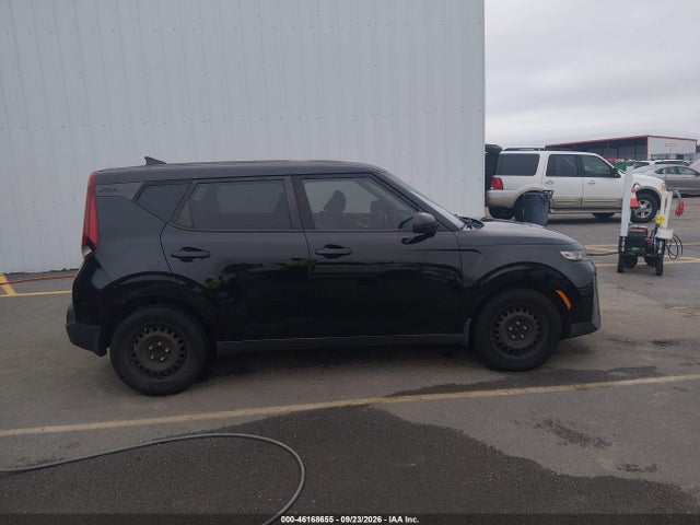2020 Kia Soul Lx მანქანა იყიდება აუქციონზე, vin: KNDJ23AU3L7714962, აუქციონის ნომერი: 46168655
