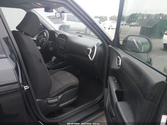 2020 Kia Soul Lx მანქანა იყიდება აუქციონზე, vin: KNDJ23AU3L7714962, აუქციონის ნომერი: 46168655