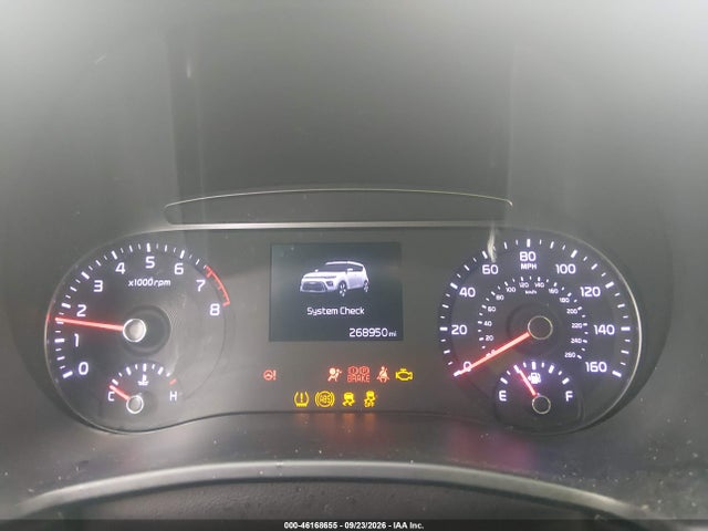2020 Kia Soul Lx მანქანა იყიდება აუქციონზე, vin: KNDJ23AU3L7714962, აუქციონის ნომერი: 46168655
