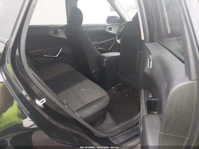 2020 Kia Soul Lx მანქანა იყიდება აუქციონზე, vin: KNDJ23AU3L7714962, აუქციონის ნომერი: 46168655