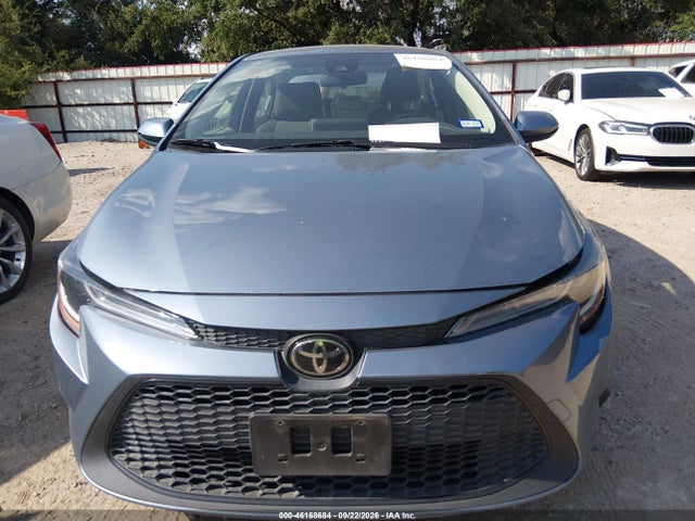 46168684 :رقم المزاد ، JTDEPMAE3MJ152485 vin ، 2021 Toyota Corolla Le مزاد بيع