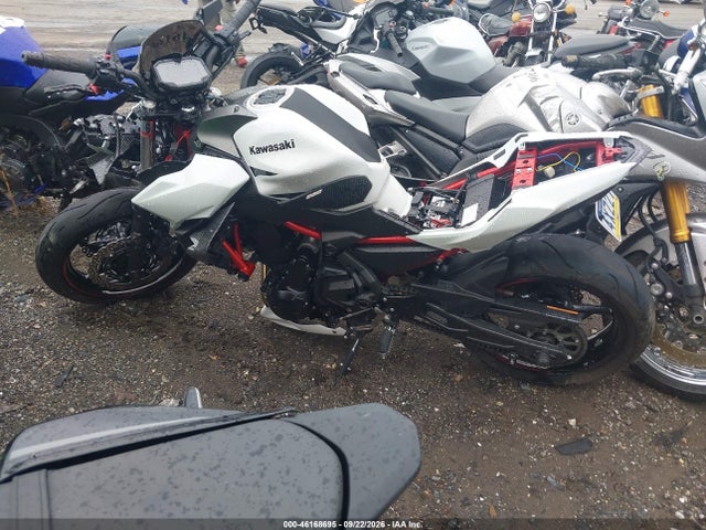 2022 Kawasaki Er650 K მანქანა იყიდება აუქციონზე, vin: ML5EREK18NDA65853, აუქციონის ნომერი: 46168695